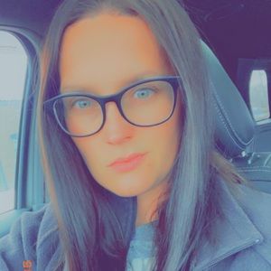 Meet your Posher, Karlee